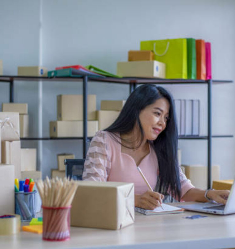 What to Store (and What Not To) in a Commercial Storage Unit